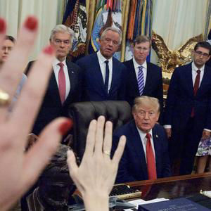 What’s at Stake With Trump’s Media Ban and Why the U.S. Hasn’t Helped Saudi Arabia Against the Houthis