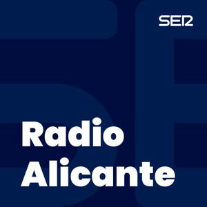 David Yañez (Sindicat Zona Nord) y Carlos Pastor (Sindicat Carolines) en la manifestación por el derecho a la vivienda en Alicante