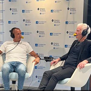 Entrevista | John McEnroe: "Carlos Alcaraz me preocupó en Wimbledon porque este deporte no es el mismo cuando no está"