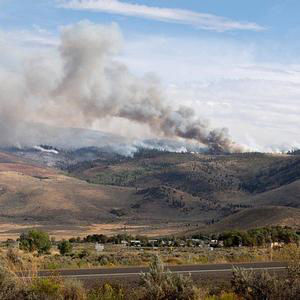 Nevada officials say more than 40000 people evacuated as Hawk Fire approaches Reno