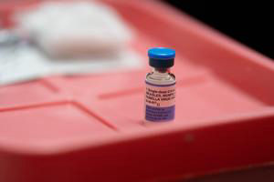 Measles outbreak in Wisconsin, Ad war begins
