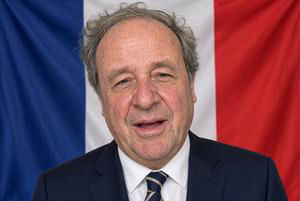 Restons Courtois du 3 septembre 2026 : « Au secours, Hollande revient… avec Rodolphe Cart ; Territoire encarté, le focus de Nicolas Boutin ;  Procès Aramburu : le point avec Amaury Bucco ; Amitié en politique et enjeu budget-présidentielle avec Jean-Frédéric Poisson »