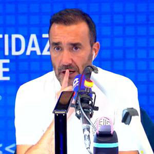 Juanma Castaño compara el adiós a lo grande de Messi con Argentina con la marcha de Cristiano Ronaldo de la concentración de Cristiano de Portugal: "Vaya diferencia entre el uno y el otro"