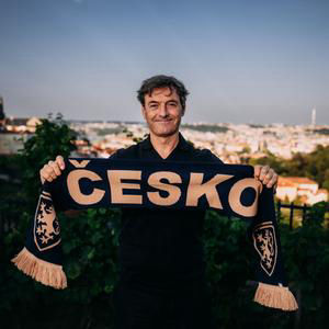 Santi Denia, sobre Lamine Yamal: "¿Porque tenga 19 años no le vas a dar un Balón de Oro?"