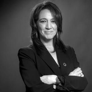 Cristina Monge, politóloga: "Vox podría plantearse en algunas circunscripciones integrarse en las listas del Partido Popular en el Senado"