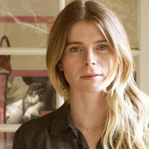 Kühner Roman von Emma Cline: „In die Schweiz“