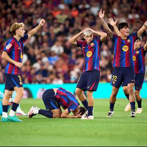 El Sanedrín |  "En los grandes escenarios, no le va a dar": el Barça y la polémica decisión de no tener una alternativa a Julián Álvarez
