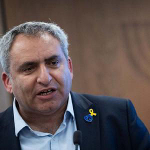 "טראמפ מבין שאנחנו לא נשב בחיבוק ידיים אם איראן תתקוף"