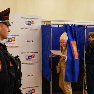 Crónica Internacional -  Rusia celebra elecciones  marcada por la guerra en Ucrania y sin oposición
