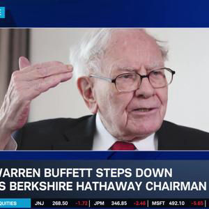 Warren Buffett Steps Down as BRK/B Chairman: What's Next for the Stock?