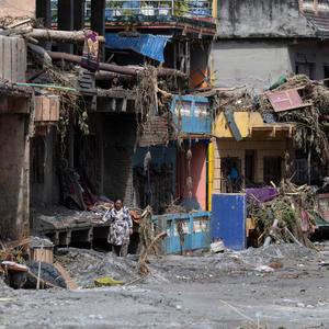Cinco Continentes - Nepal busca a cientos de desaparecidos por la riada